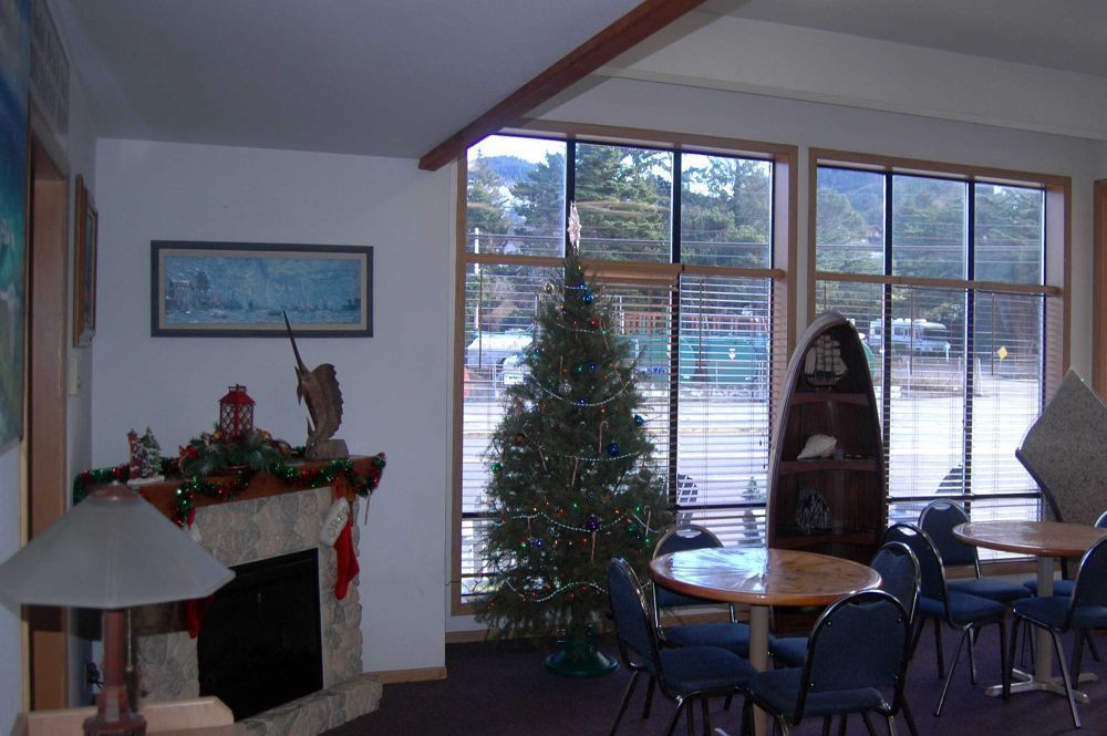 Gold Beach Inn Exterior foto